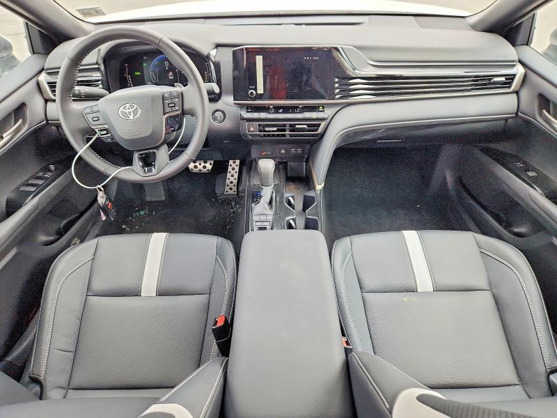 2026 TOYOTA CAMRY SE — Фото 8 из 12