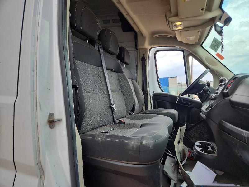 2019 RAM PROMASTER 2500 DELIVERY VAN — Фото 10 из 12