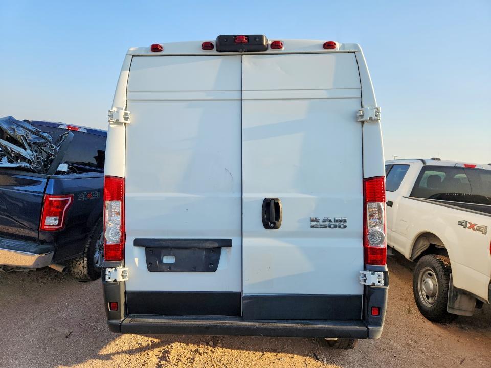 2019 RAM PROMASTER 2500 DELIVERY VAN — Фото 6 из 12