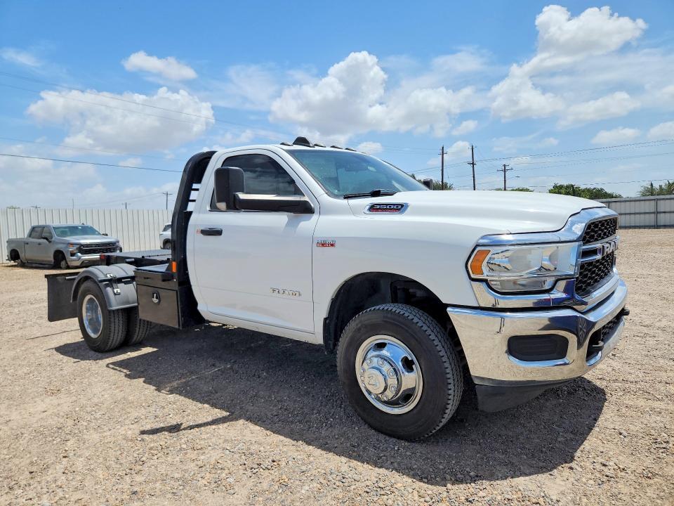 2019 RAM 3500 — Фото 4 из 12