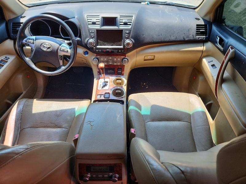 2011 TOYOTA HIGHLANDER HYBRID LIMITED — Фото 8 из 12