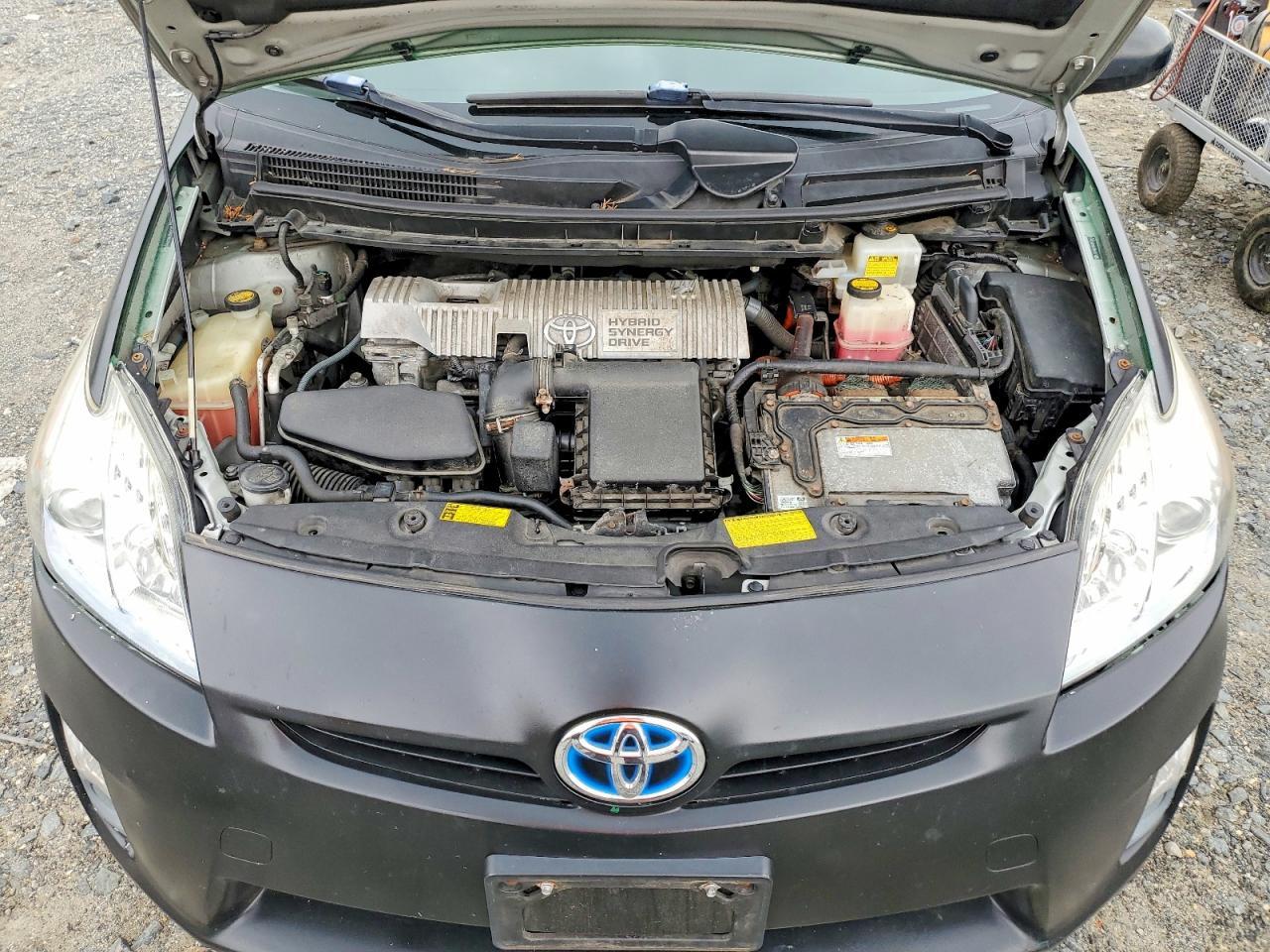 2011 TOYOTA PRIUS TWO — Фото 11 из 12