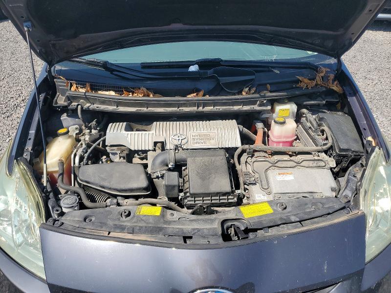 2011 TOYOTA PRIUS FOUR — Фото 11 из 12