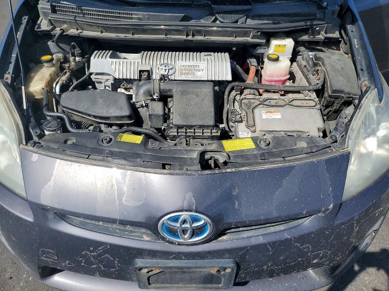 2011 TOYOTA PRIUS THREE — Фото 11 из 12