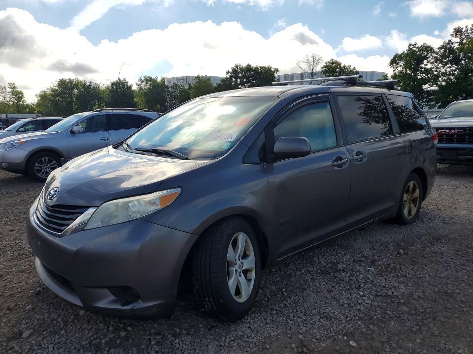 2011 TOYOTA SIENNA 5TDKK3DC5BS162036