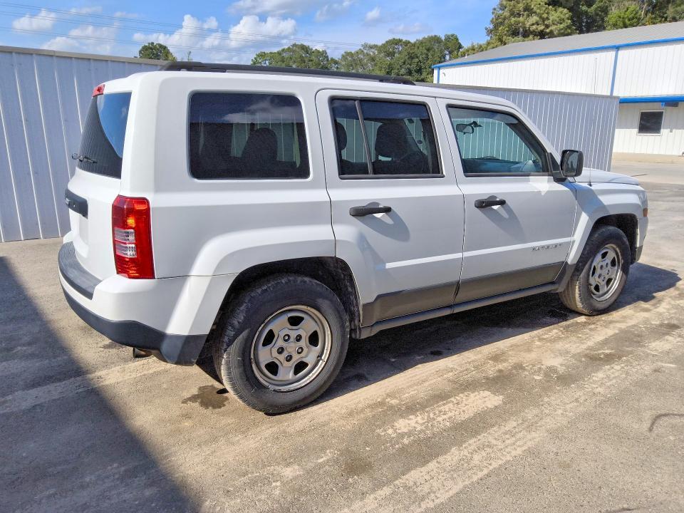 2014 JEEP PATRIOT SPORT — Фото 3 из 14