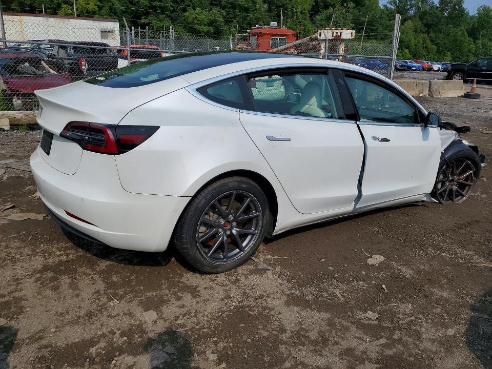 5YJ3E1EA4KF486614 2019 TESLA MODEL 3 photo no. 3