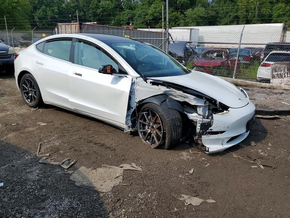 5YJ3E1EA4KF486614 2019 TESLA MODEL 3 photo no. 4
