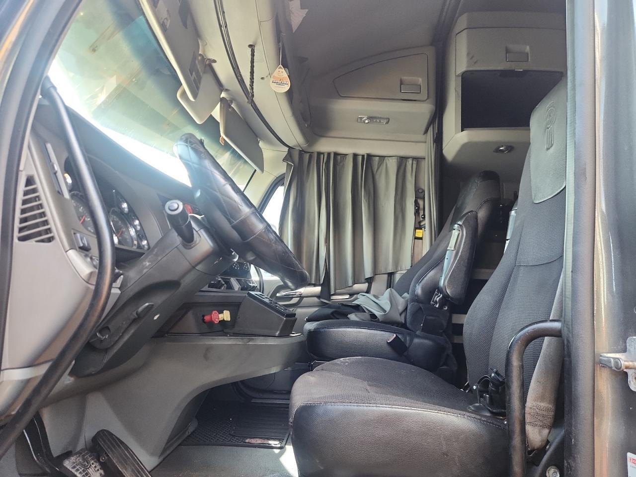 2014 KENWORTH CONSTRUCTION T680 — Фото 7 из 13