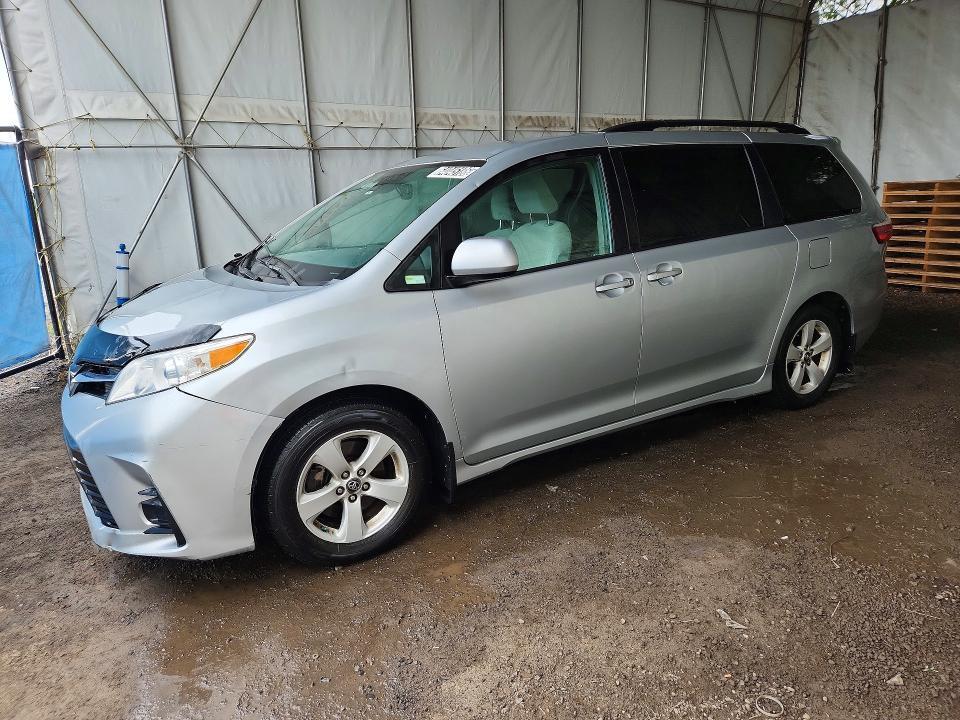 2019 TOYOTA SIENNA 5TDKZ3DC0KS976395