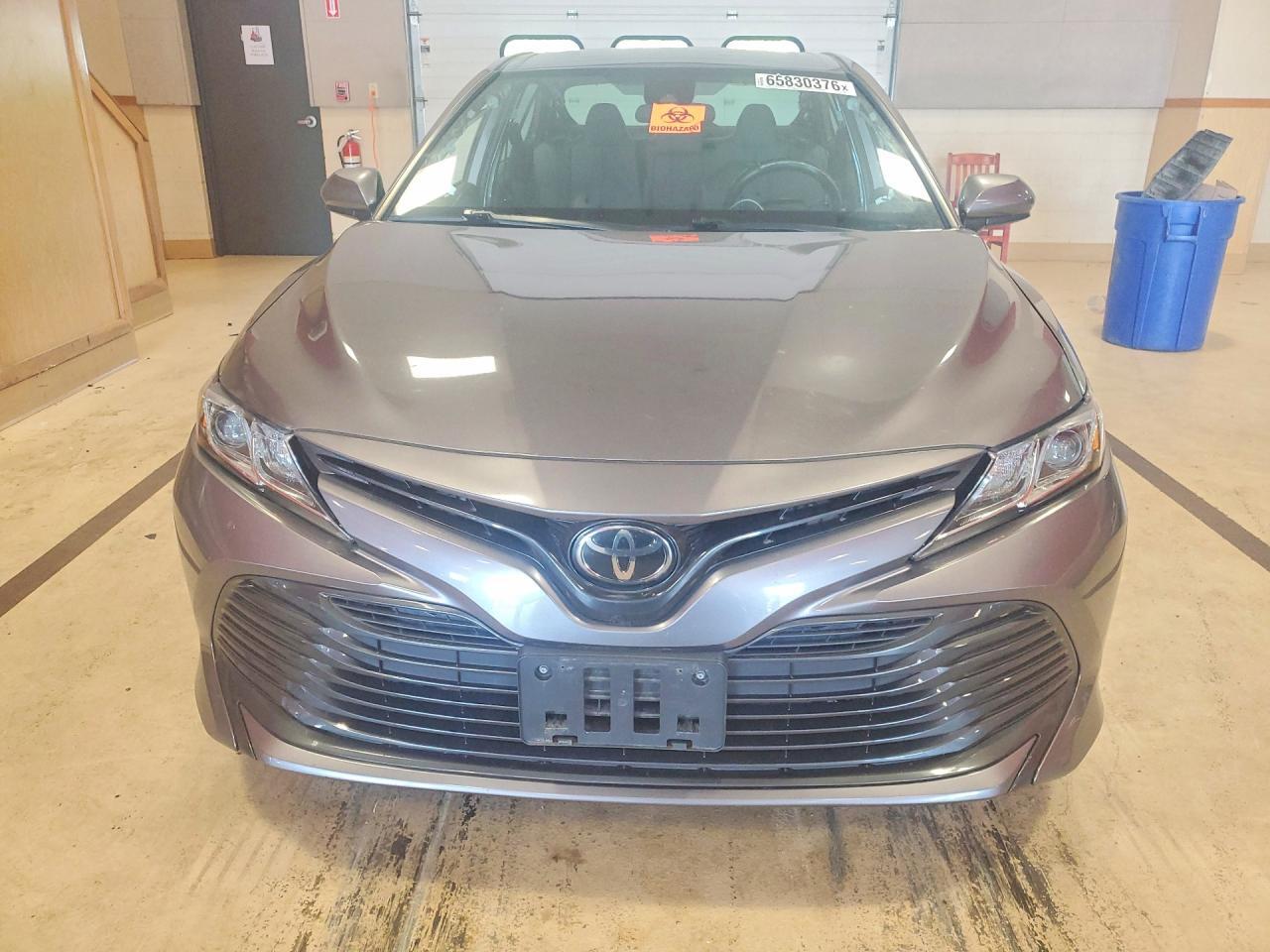 2019 TOYOTA CAMRY LE — Фото 5 из 12