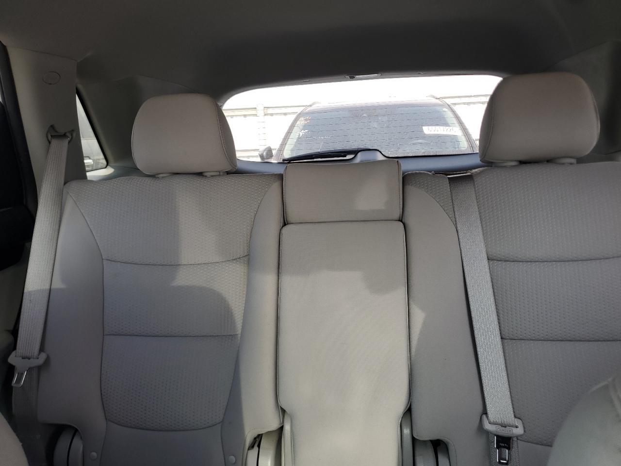 2011 KIA SORENTO LX — Фото 10 из 13