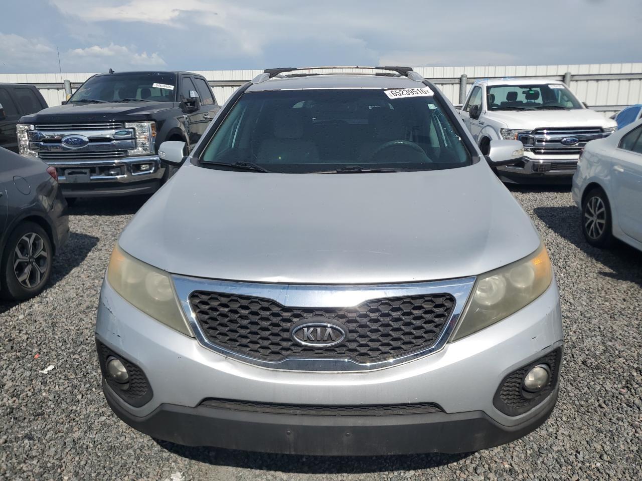 2011 KIA SORENTO LX — Фото 5 из 13