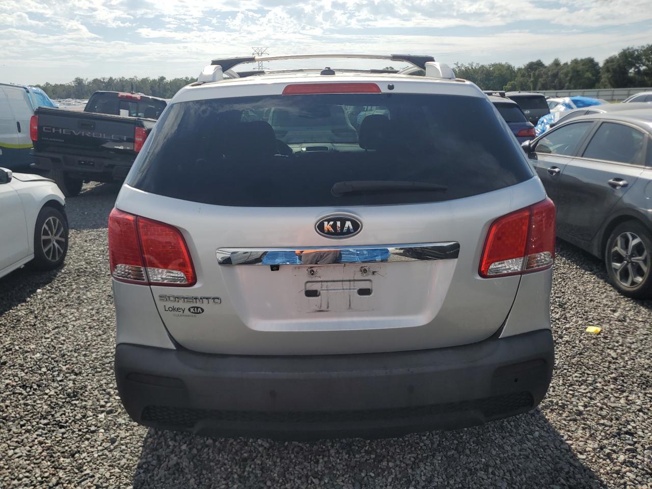 2011 KIA SORENTO LX — Фото 6 из 13