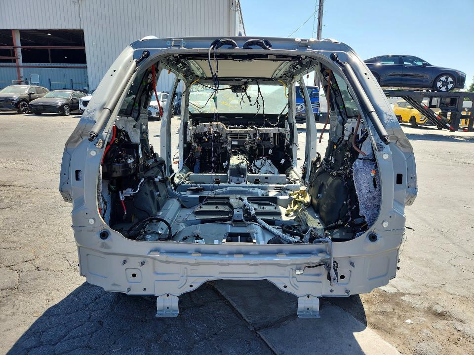 2026 VOLVO XC90 PLUS — Фото 6 из 13