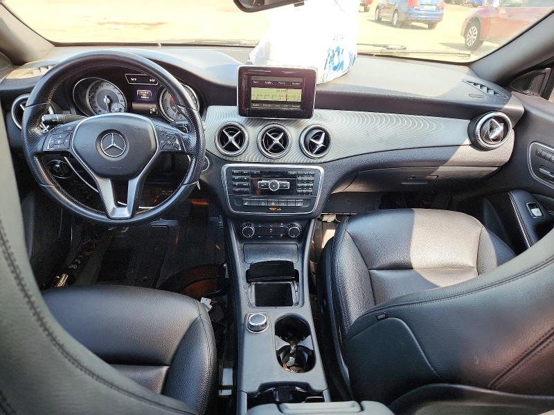 2014 MERCEDES-BENZ CLA 250 4MATIC — Фото 8 из 15