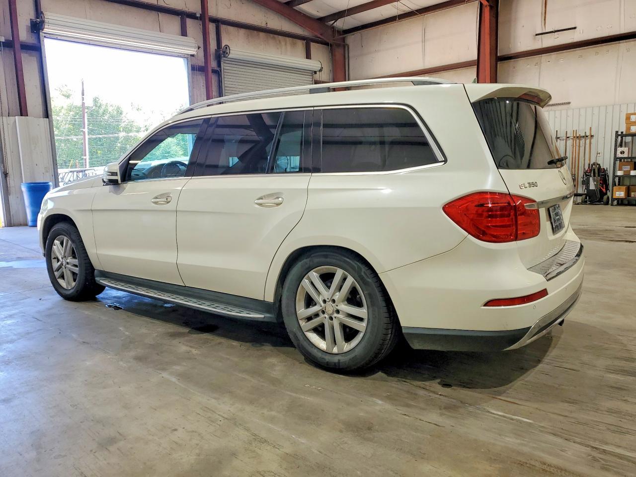 2014 MERCEDES-BENZ GL 350 BLUETEC — Фото 2 из 13