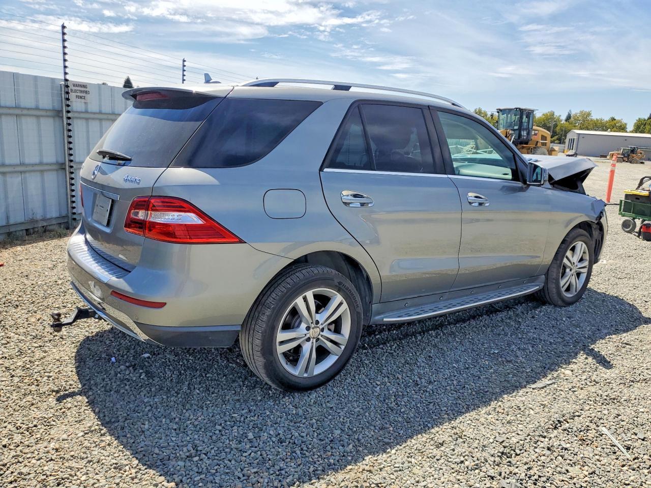 2014 MERCEDES-BENZ ML 350 4MATIC — Фото 3 из 12