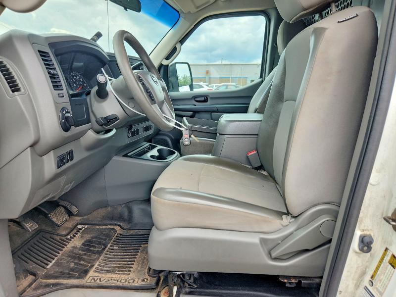 2014 NISSAN NV 2500 — Фото 7 из 13
