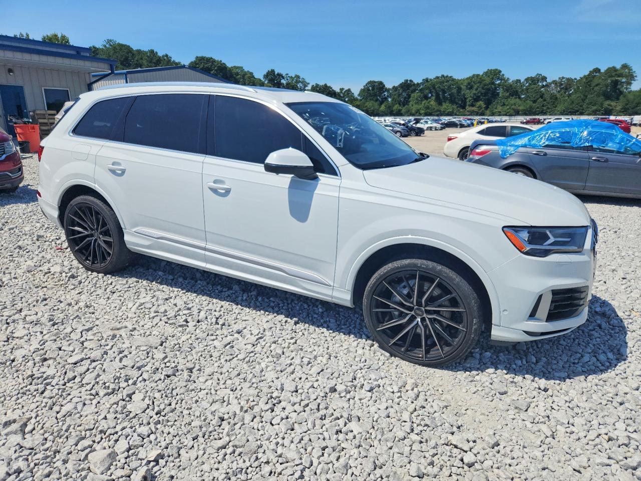 2020 AUDI Q7 PREMIUM PLUS — Фото 4 из 13