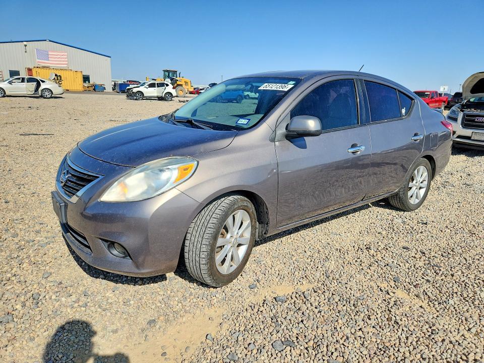 2014 NISSAN VERSA 3N1CN7APXEL861850