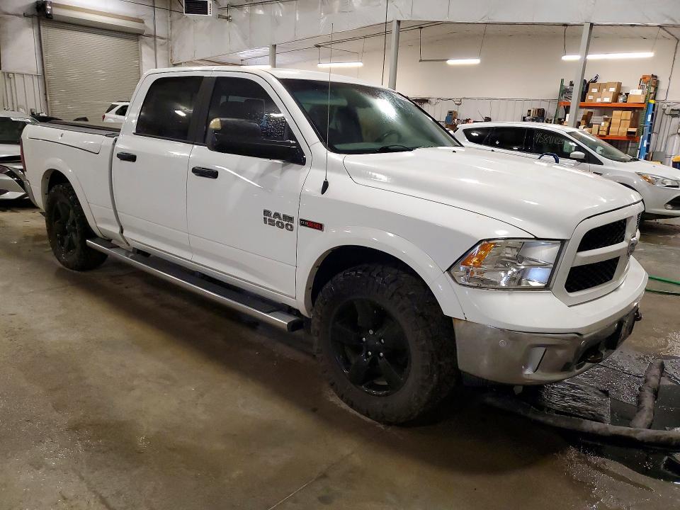 2014 RAM 1500 SLT — Фото 4 из 12