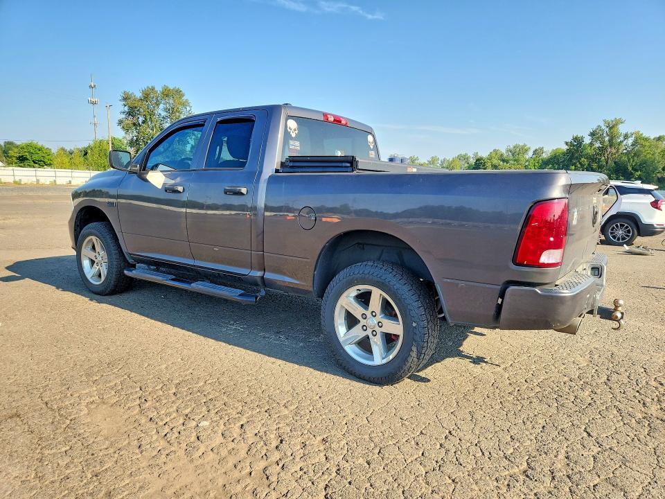 2014 RAM 1500 ST — Фото 2 из 12