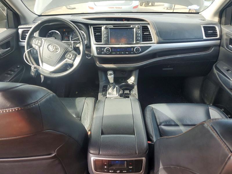 2014 TOYOTA HIGHLANDER XLE — Фото 8 из 13