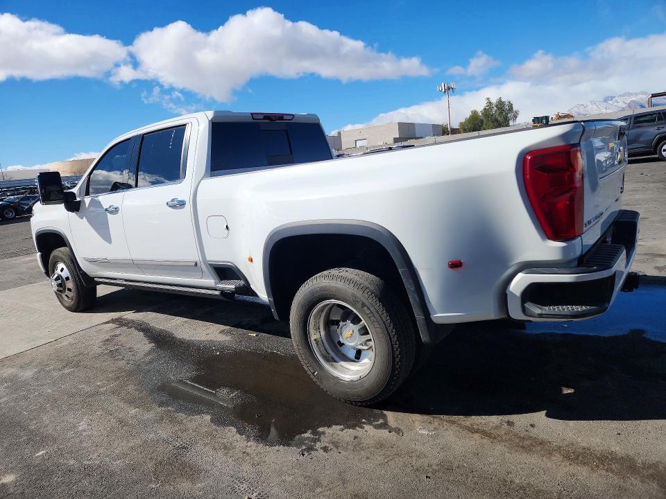 2024 CHEVROLET SILVERADO K3500 HIGH COUNTRY — Фото 2 из 12