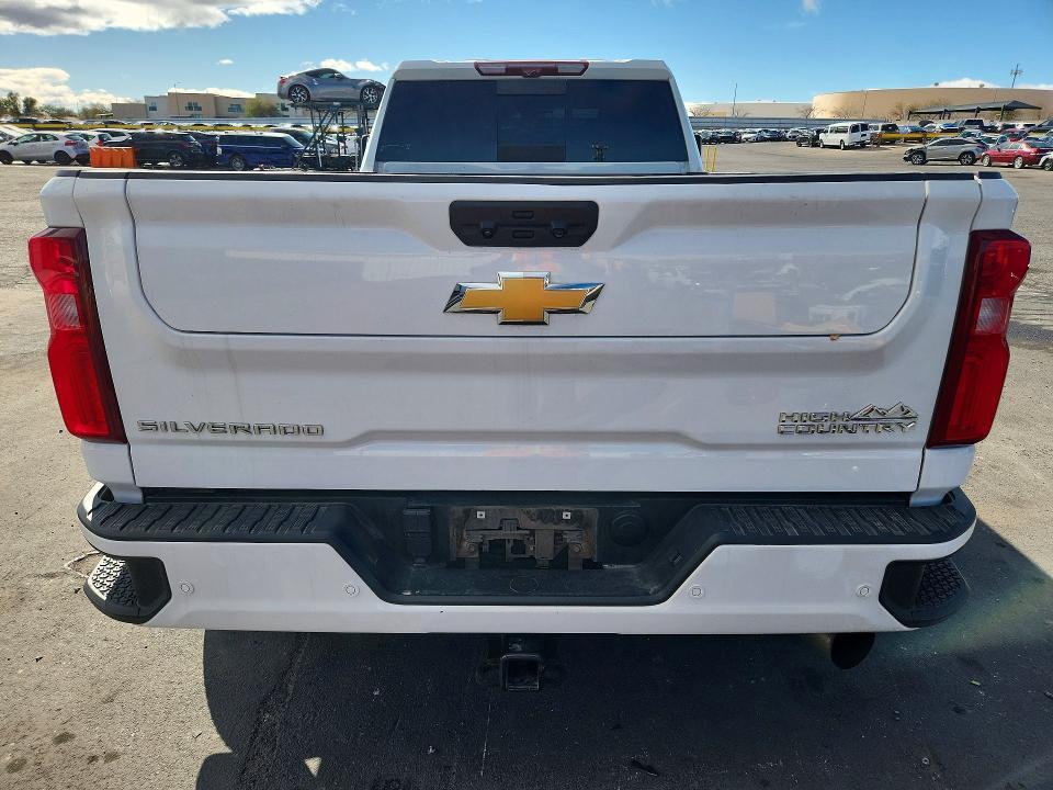 2024 CHEVROLET SILVERADO K3500 HIGH COUNTRY — Фото 6 из 12
