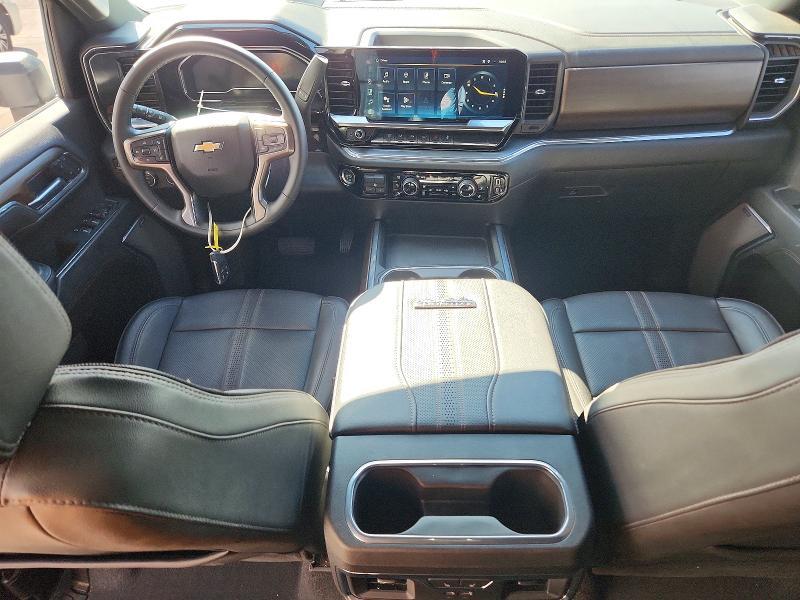 2024 CHEVROLET SILVERADO K3500 HIGH COUNTRY — Фото 8 из 12