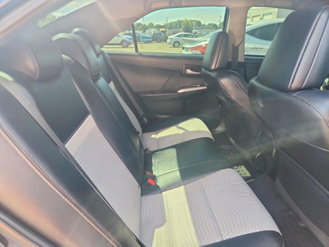 2014 TOYOTA CAMRY SE SPORT — Фото 10 из 12