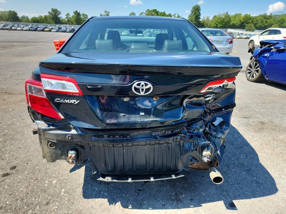 2014 TOYOTA CAMRY SE — Фото 6 из 12