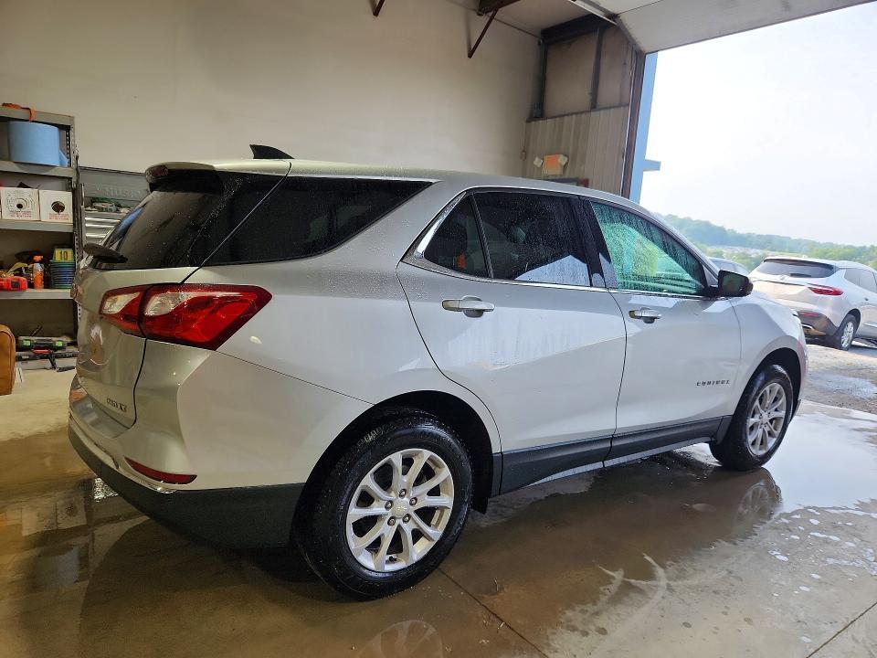 2020 CHEVROLET EQUINOX LT — Фото 3 из 13
