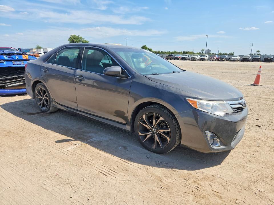 4T1BF1FK8EU377189 2014 TOYOTA CAMRY photo no. 4