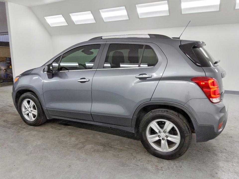 2020 CHEVROLET TRAX 1LT — Фото 2 из 14
