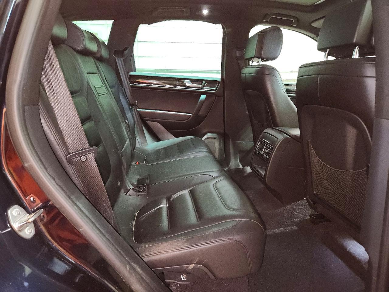2014 VOLKSWAGEN TOUAREG V6 TDI — Фото 11 из 13