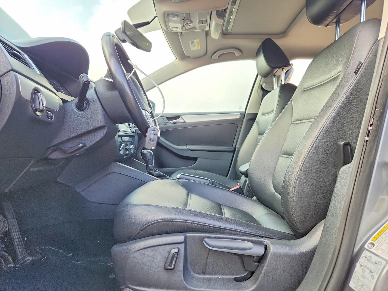 2014 VOLKSWAGEN JETTA SE — Фото 7 из 12