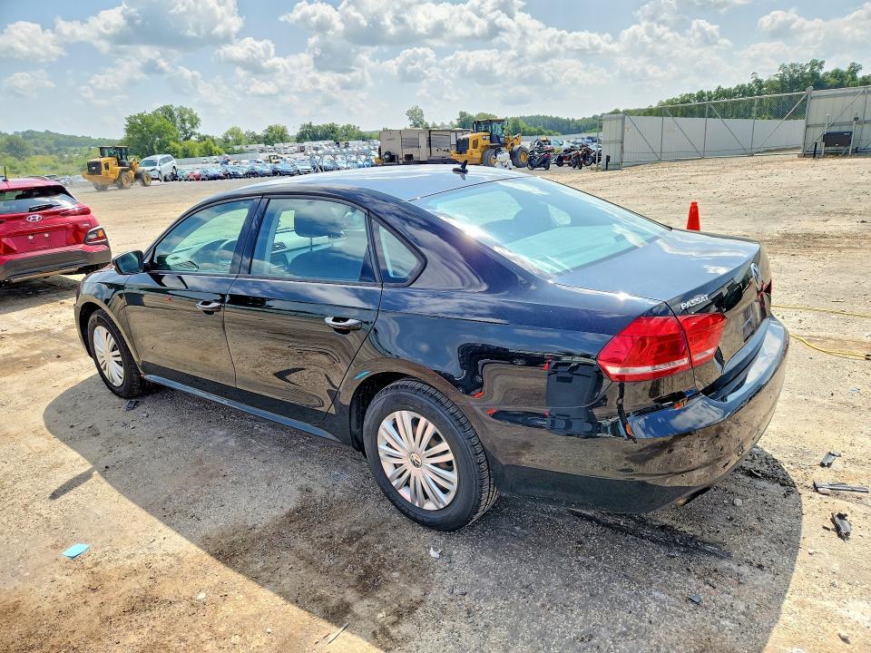 2014 VOLKSWAGEN PASSAT S — Фото 2 из 12