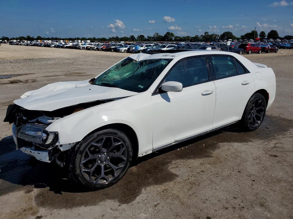 2020 CHRYSLER 300 2C3CCABT7LH180826