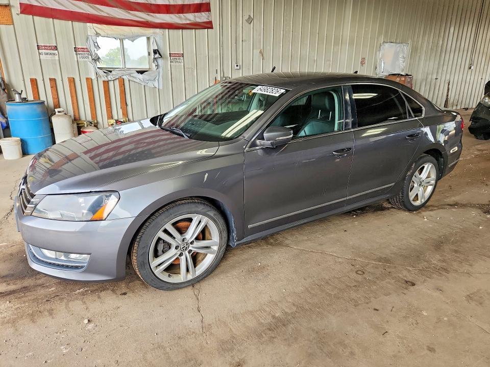2014 VOLKSWAGEN PASSAT 1VWCN7A34EC021291