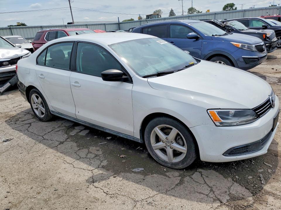 2014 VOLKSWAGEN JETTA TDI — Фото 4 из 12