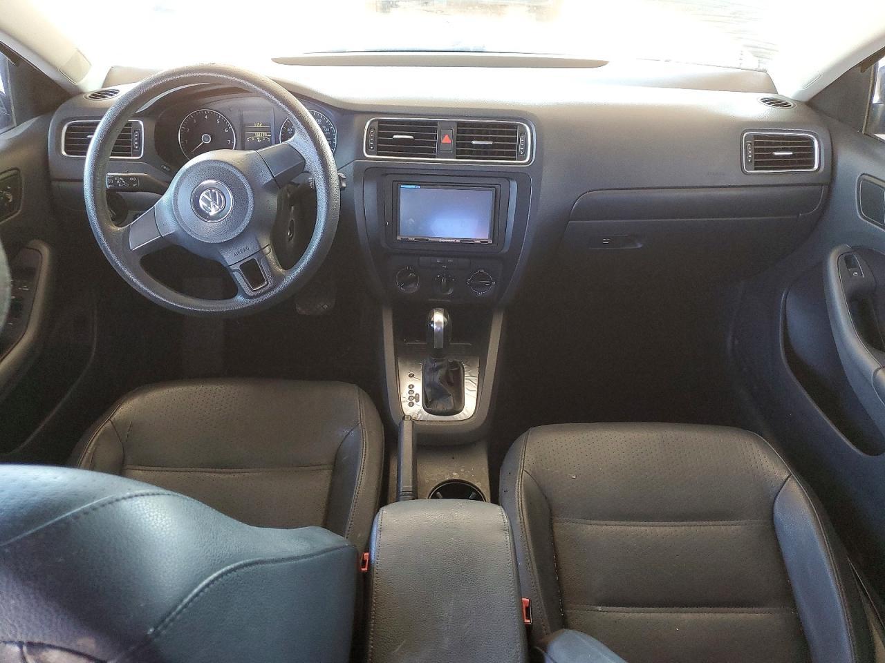 2014 VOLKSWAGEN JETTA SE — Фото 8 из 13