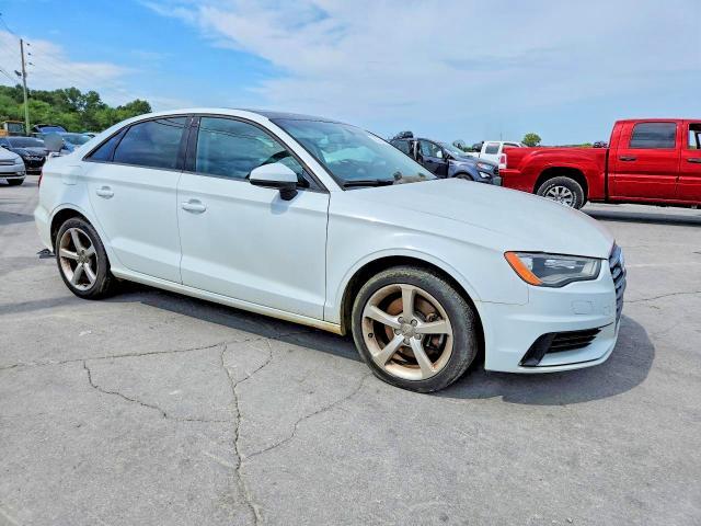 2015 AUDI A3 PREMIUM — Фото 4 из 12