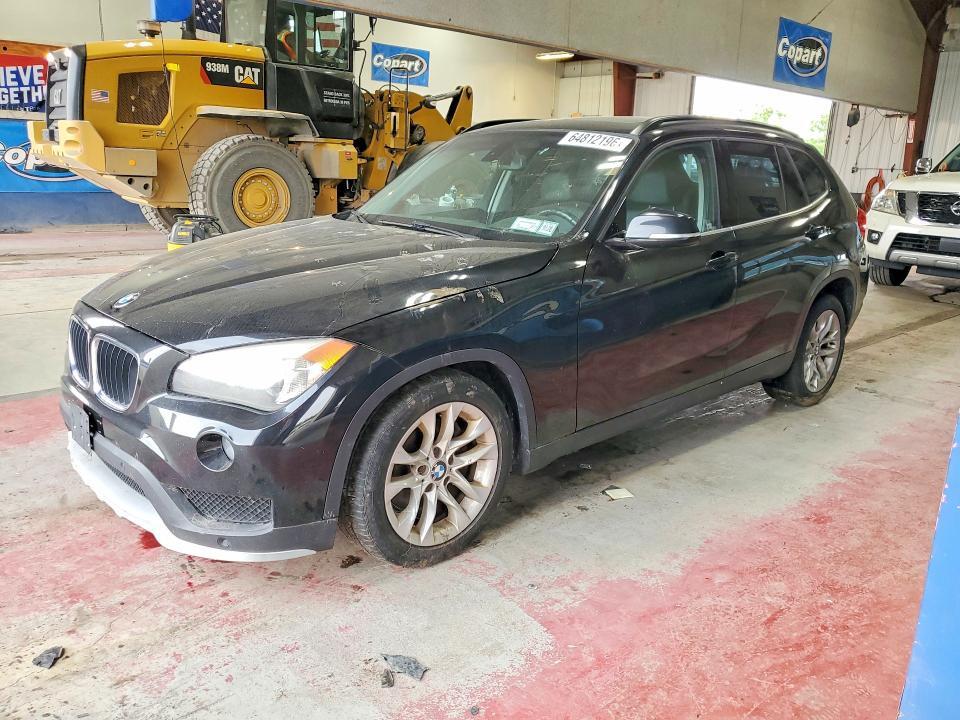 2015 BMW X1 WBAVL1C56FVY28265