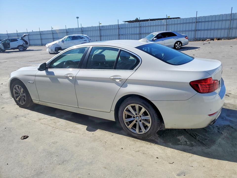 2015 BMW 528 I — Фото 2 из 12