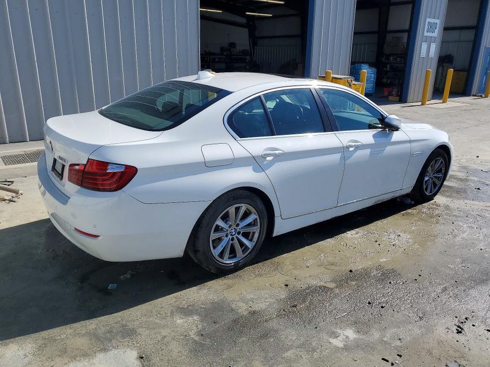 2015 BMW 528 I — Фото 3 из 12