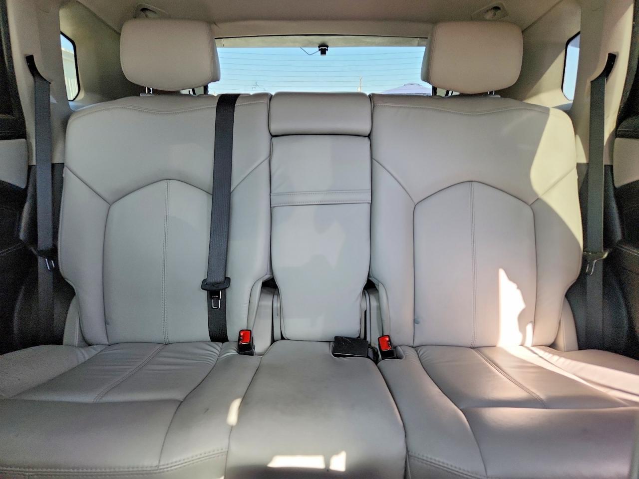 2015 CADILLAC SRX — Фото 10 из 14