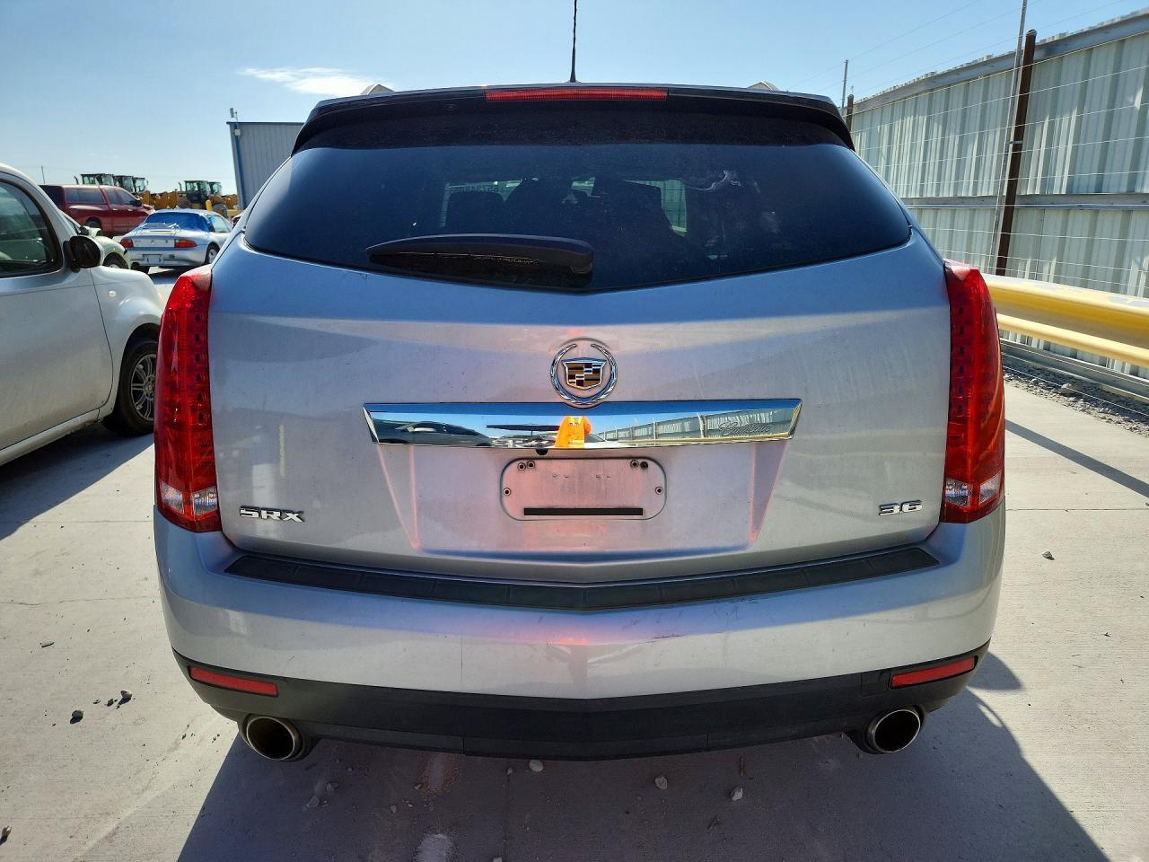2015 CADILLAC SRX — Фото 6 из 14