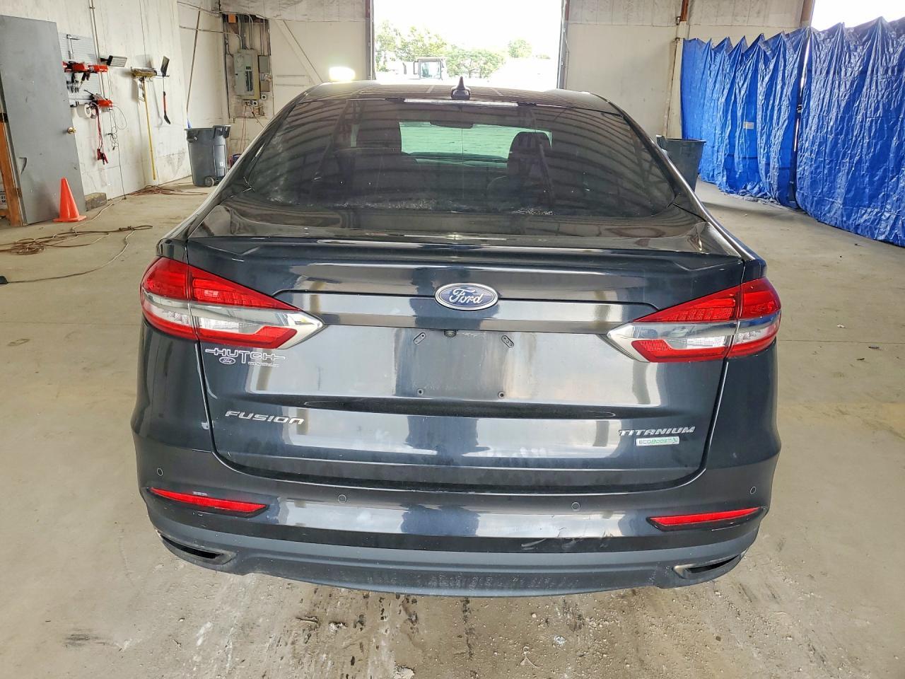 2020 FORD FUSION TITANIUM — Фото 6 из 12